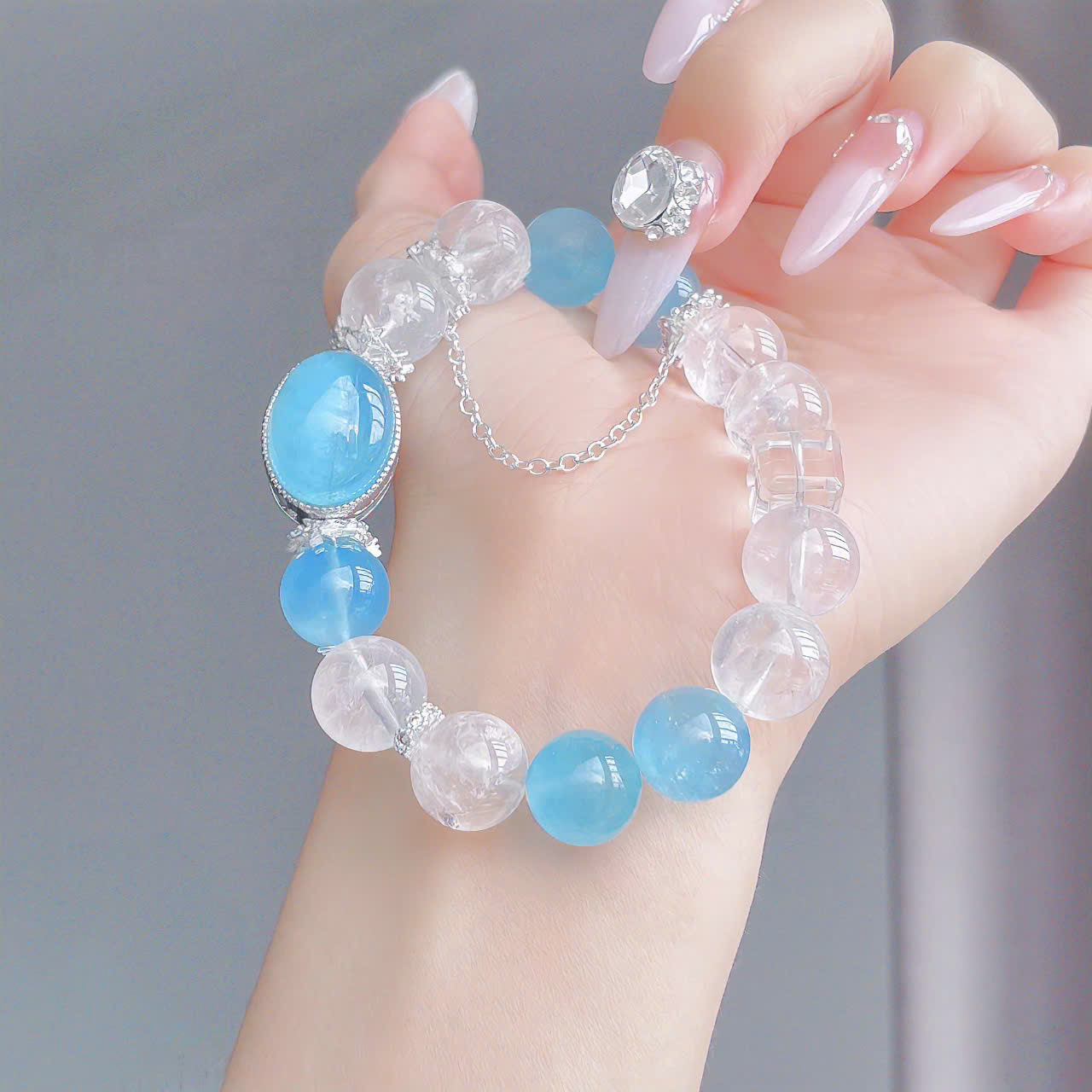 Vòng chuỗi Aquamarine Mix Trắng Tuyết
